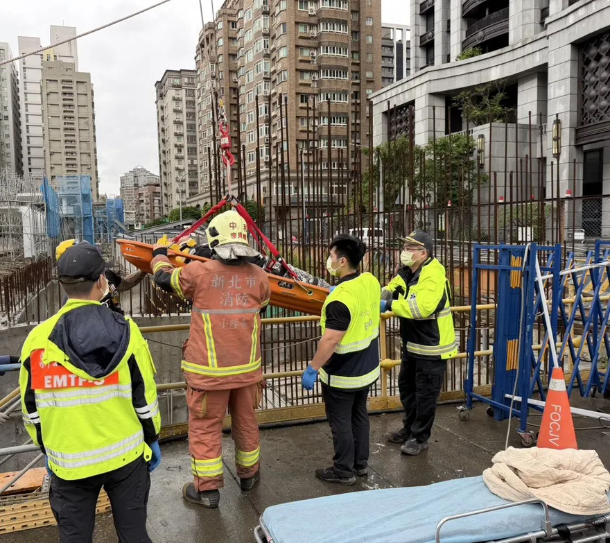 影/北捷萬大線工安意外　2工人「高處墜落」急送醫