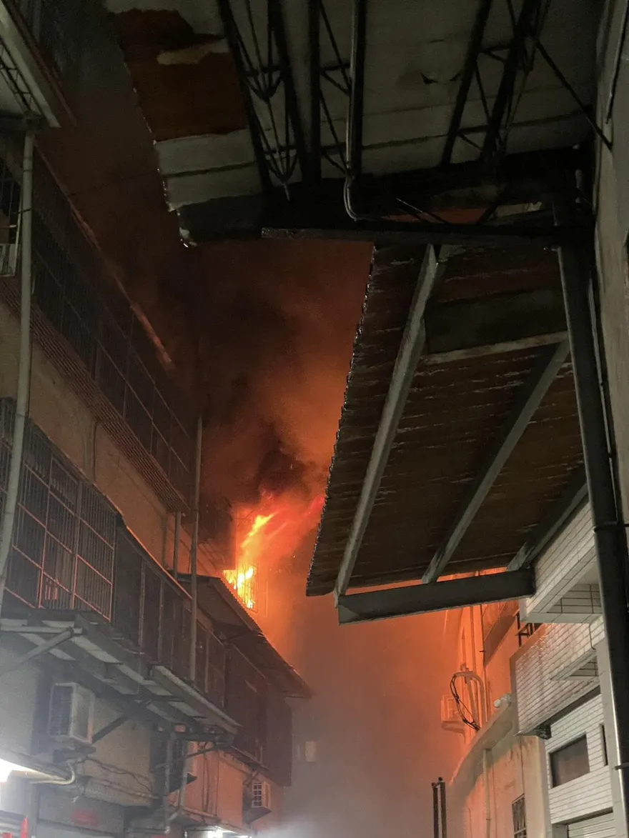 沙鹿深夜透天民宅火警　3F見男屍…生前曾揚言放火