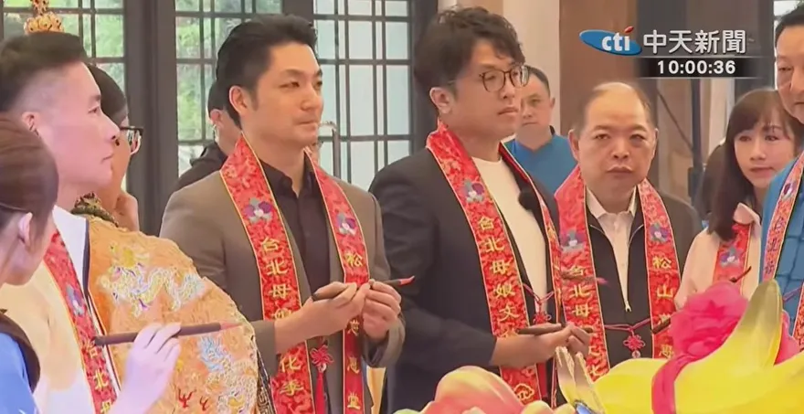 沈伯洋變髮戰台北？蔣萬安「反應超妙」　 轉頭妙問徐巧芯一句話