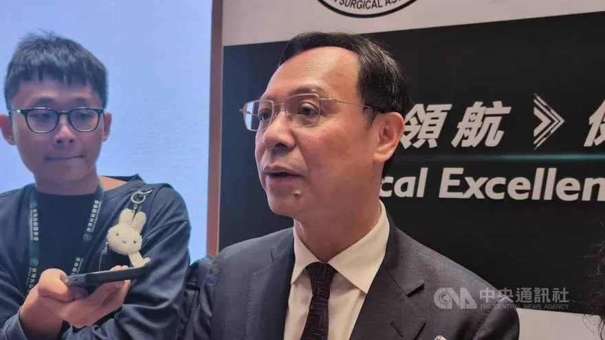 柯文哲夜赴醫院要求解釋病情　石崇良：不好的示範