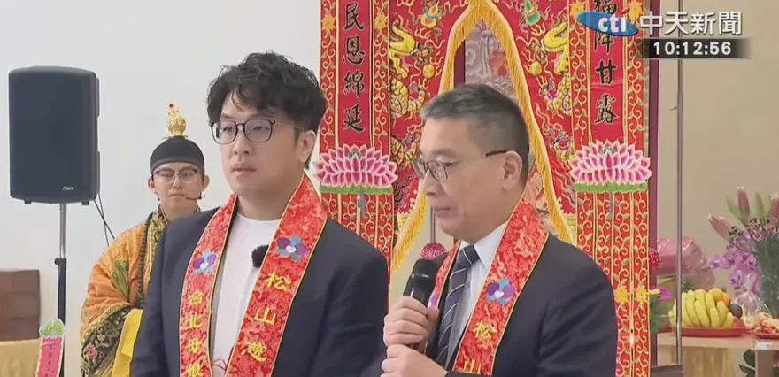 沈伯洋換新髮型！管碧玲：梳直點跟小泉進次郎一模一樣