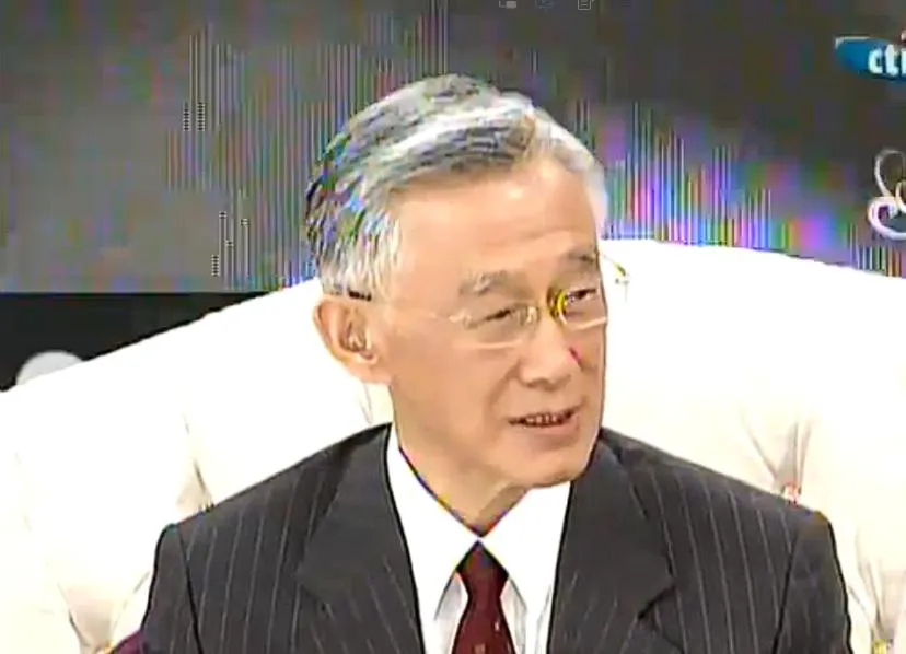 涉嫌挪用辭修高中公款！監察院前院長陳履安妻兒遭起訴求刑