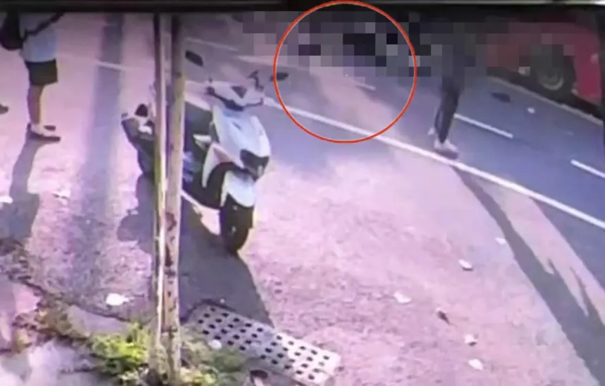 影/斷魂瞬間！台南「女警街頭殞命噩耗」監視器畫面曝