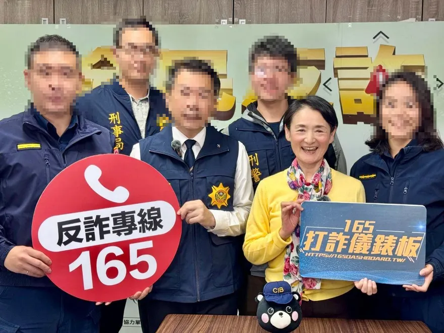 台南女警遭遊覽車輾斃！　譚艾珍發文哀悼：心痛到頭都暈了