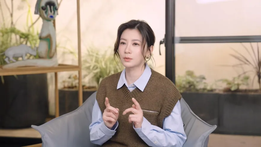 賈靜雯26年前《飛龍在天》主題曲還會哼　鬆口未來目標：想體驗導演世界