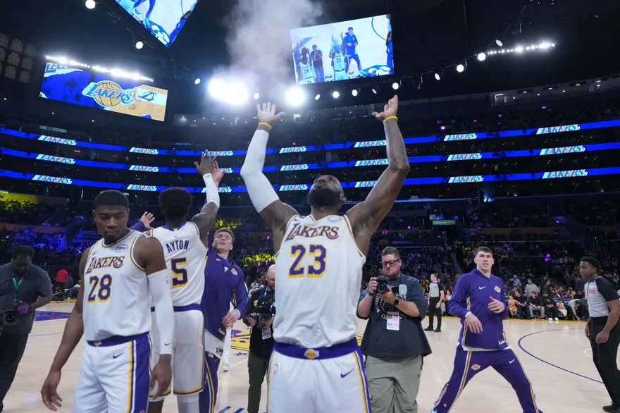 NBA/稱GOAT之爭只是茶餘話題！詹皇：穿上23號只為讓喬丹感到榮耀