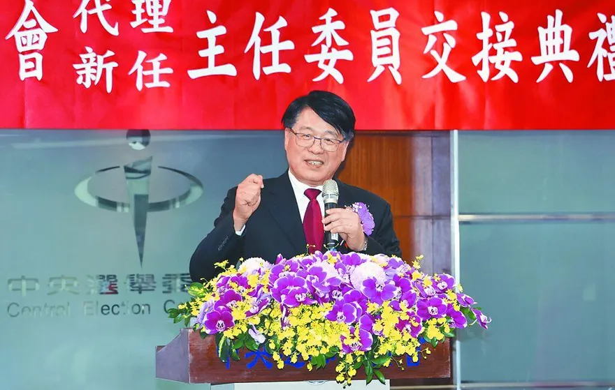 陸配爭議　游盈隆點名陸委會：要承擔責任