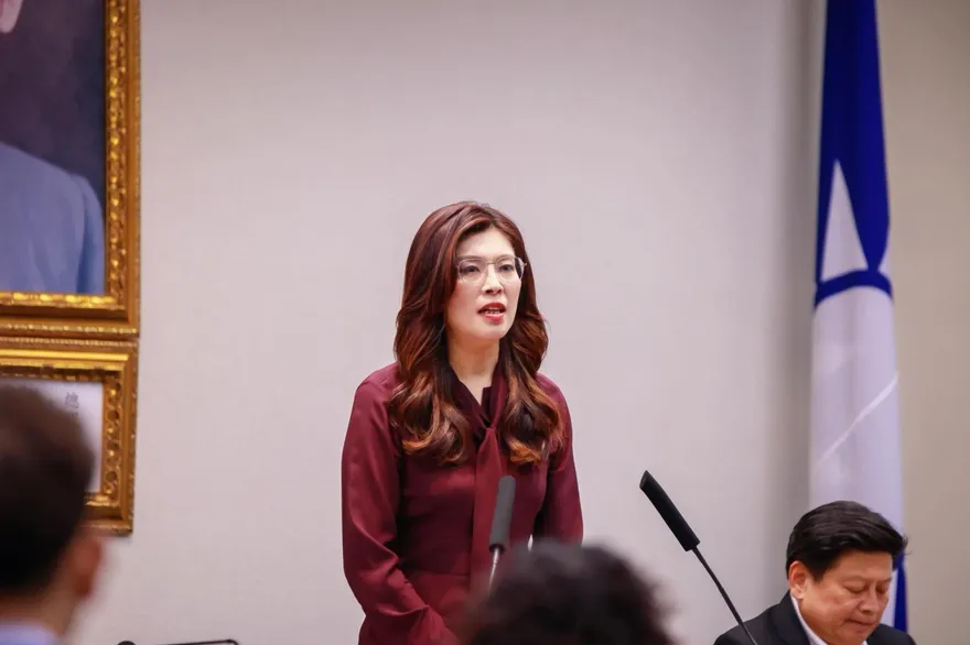 季麟連砲轟韓國瑜不用道歉？鄭麗文喊「已翻篇」：韓有那麼脆弱嗎