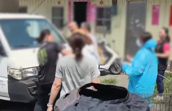 影/彰化15隻狗擾鄰遭沒入！　動保員執行公務竟遭飼主兒子毆打