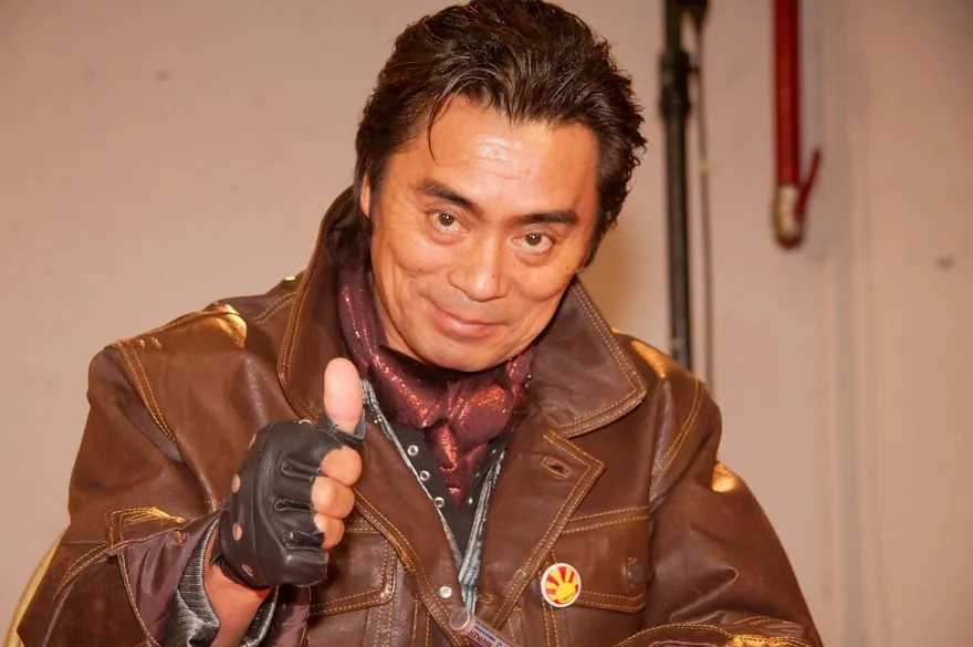 日本武打巨星大葉健二逝世！曾與師父千葉真一合演《追殺比爾》