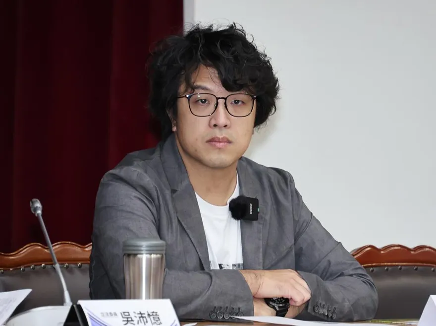 媒體人破解沈伯洋「認知戰」操作手法！大讚「蔣萬安很聰明」