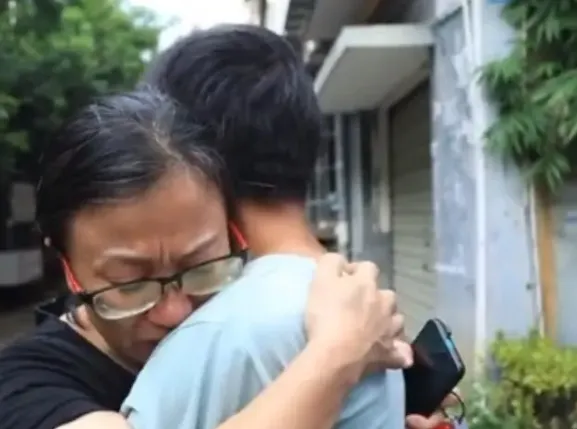 擔心弄丟兒子回家遭老公毒打　母親找「姪子頂替」30年