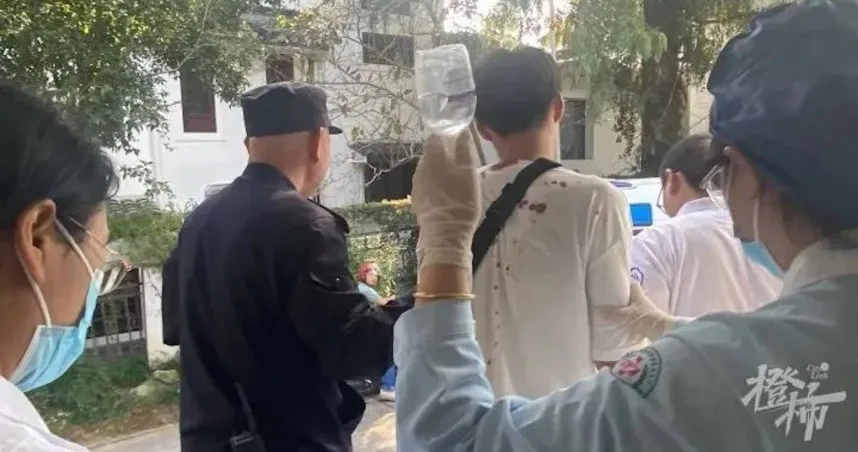 男子登山拜佛祈福暈倒「全身是血」　下山前堅持：可以先拜完財神嗎？
