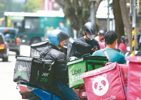 30歲外送員車禍沒事　回家睡覺休克「腹內出血3000cc」...醫曝原因