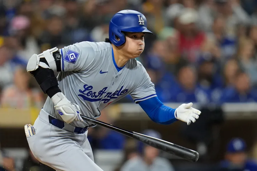 影/大谷翔平「笑打松井」！7數據冠大聯盟　道奇被敲再見安飲恨
