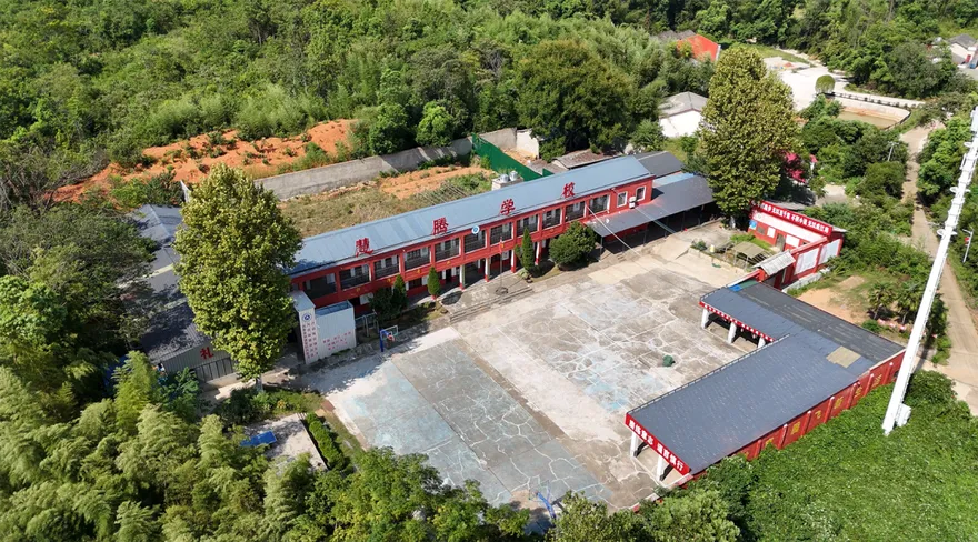 陸培訓學校爆虐待！19歲少年親筆信揭：吃餿食、被教官關小黑屋毆打性侵