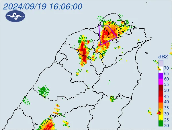 快訊/下班帶傘！雷雨殺到雙北「列12區域警戒」　雨勢持續到傍晚
