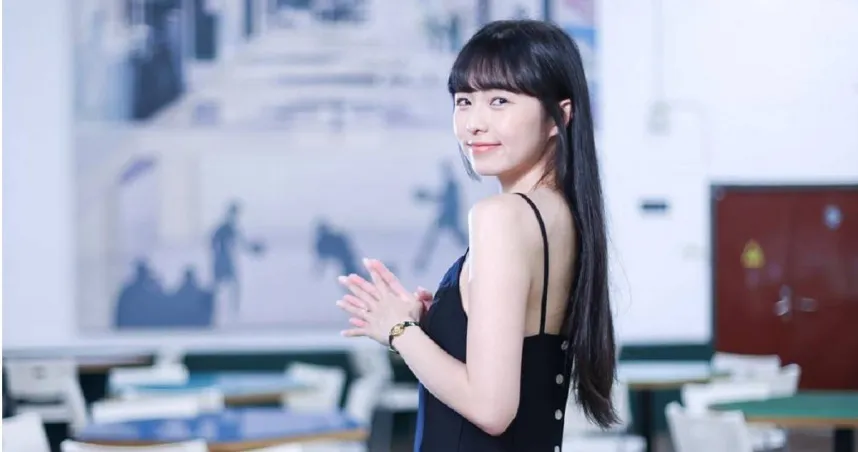 「最美校花」簡廷芮兒發燒住院15天！冒2反應：變小腦炎