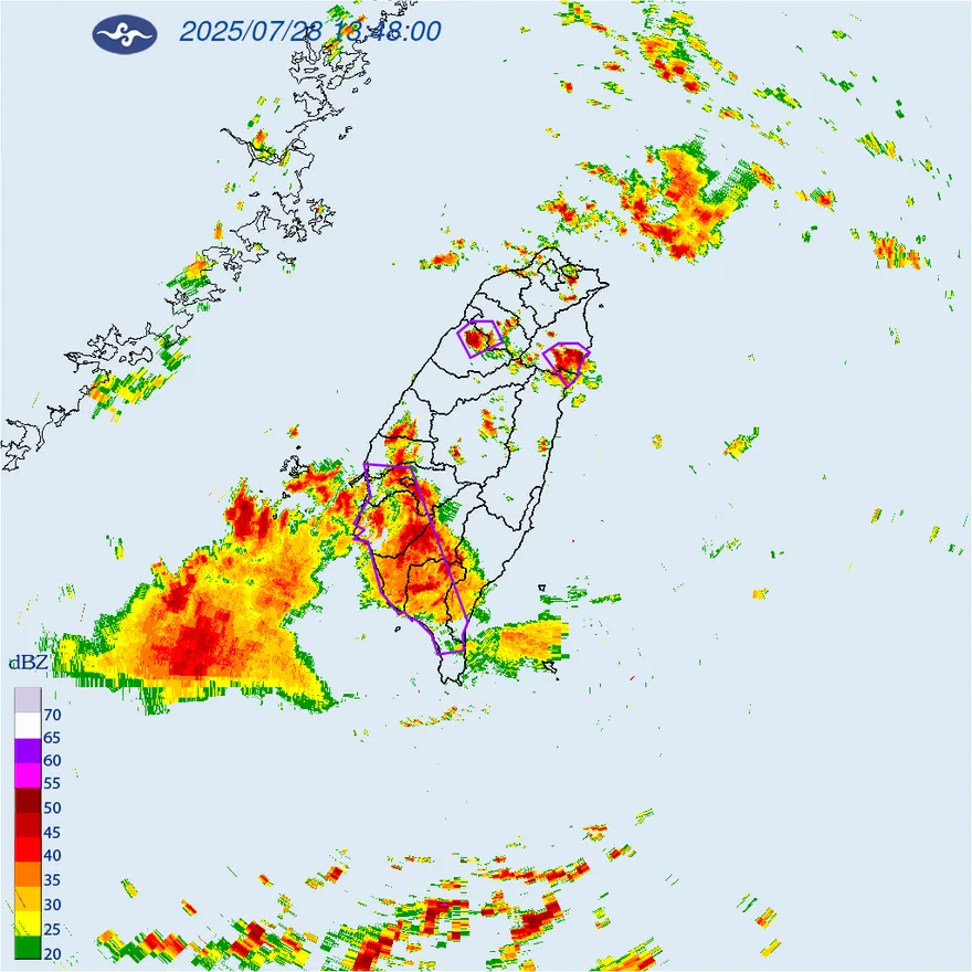 國家警報大響！12縣市豪雨狂轟　半個台灣浸水中
