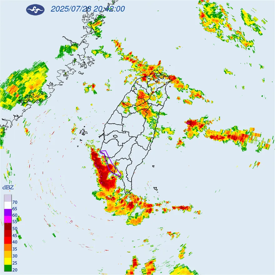 南台灣注意！台南、高雄、屏東深夜遭大雷雨狂炸