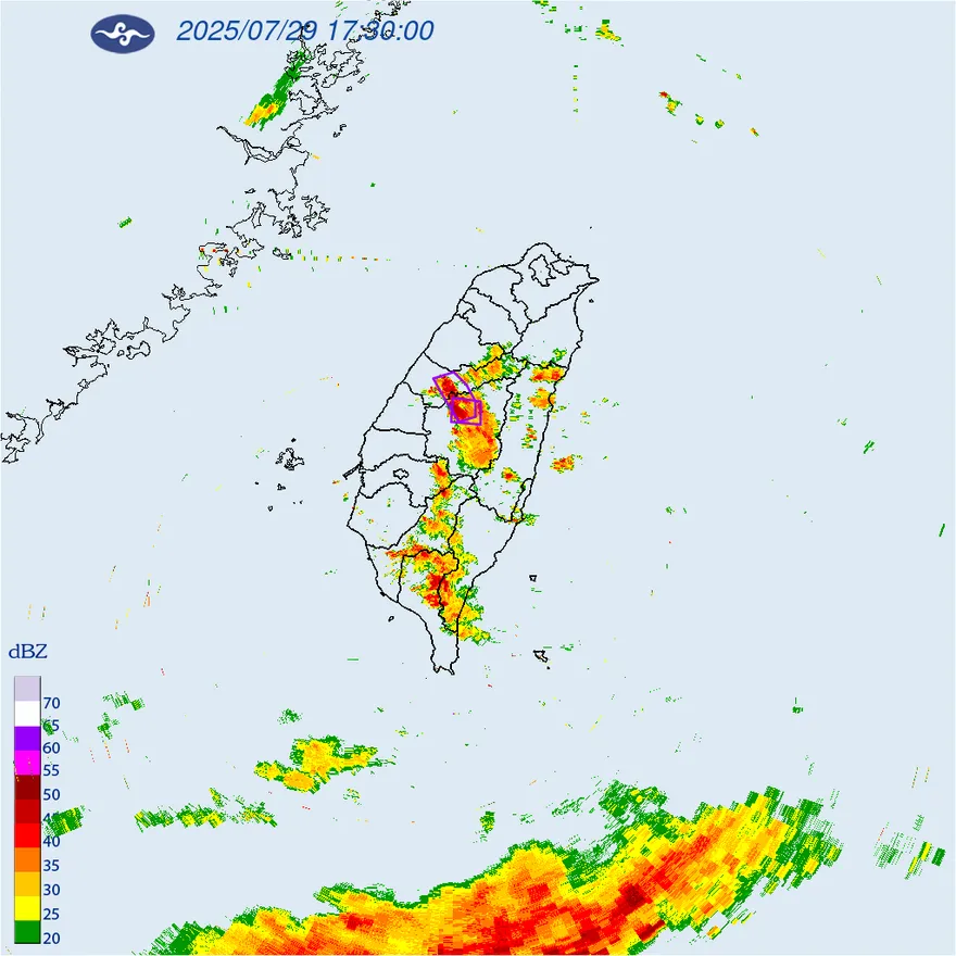 國家警報響！15縣市豪雨狂炸　山區小心坍方