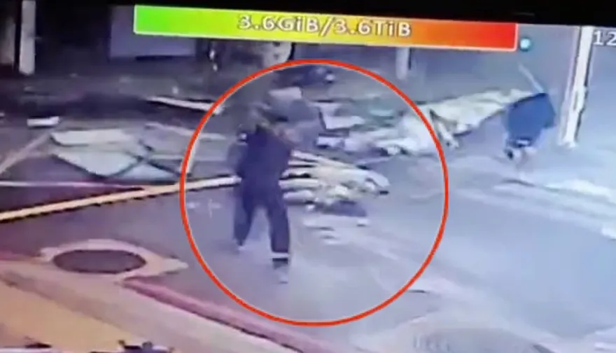 影/慎入！板橋定食8猛烈氣爆！巨量雜物飛砸　女倒地濺血