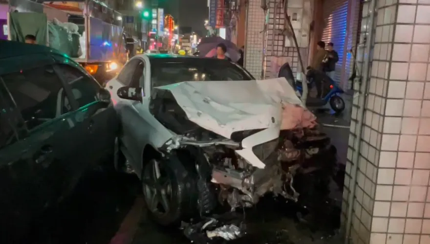 宜蘭毒駕男開賓士撞死女師　前科曝光竟曾參與砍人案