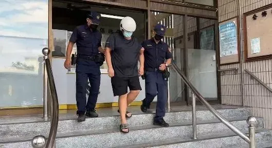 9月男嬰遭關木箱慘死　狠父一審遭判有期徒刑15年