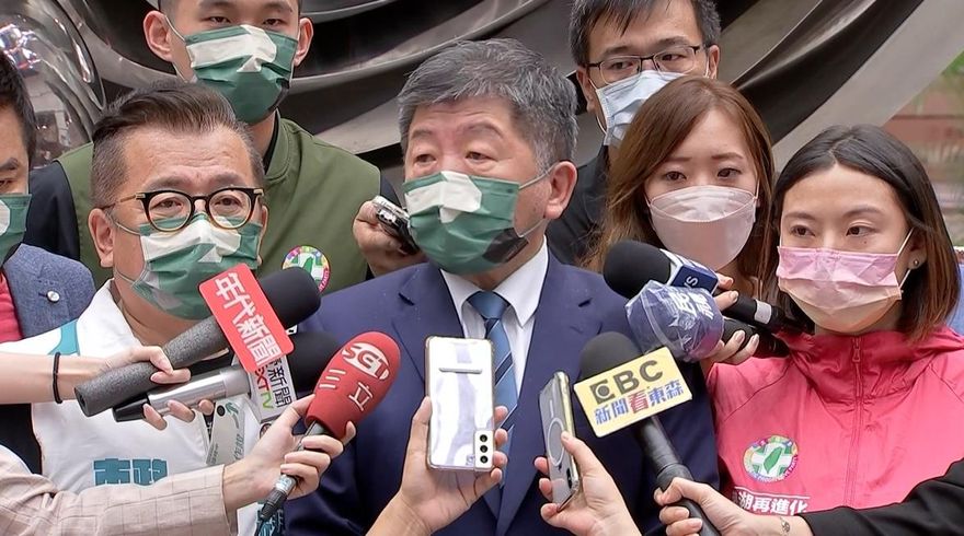 楊聰財：陳時中偷窺免治馬桶廣告，讓我的個案精神創傷復發！