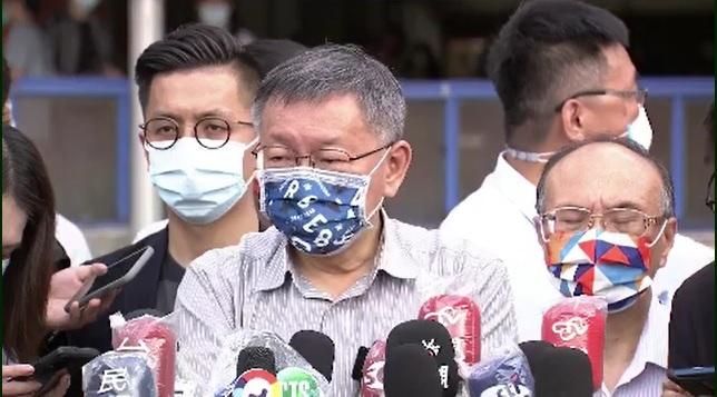 毒藥當補藥　柯文哲飢不擇食找黃國昌