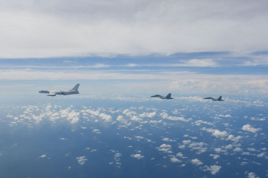 快訊/共軍37機艦又擾台！國防部曝路徑圖