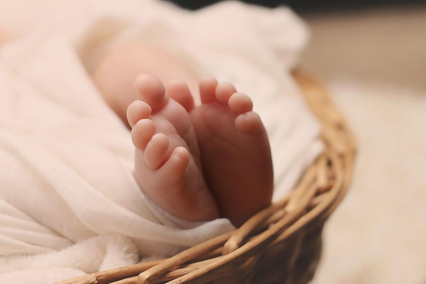 近60%雙胞胎為早產兒！醫警「多胞胎」風險更高