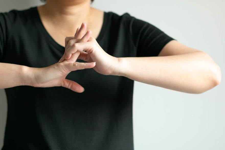 折手指「那裡」會變粗嗎？　美國醫「實測60年」結果曝光