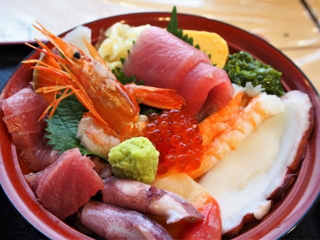 吃海鮮膽固醇容易過高？營養師揭有分「3區塊」適量吃就好！