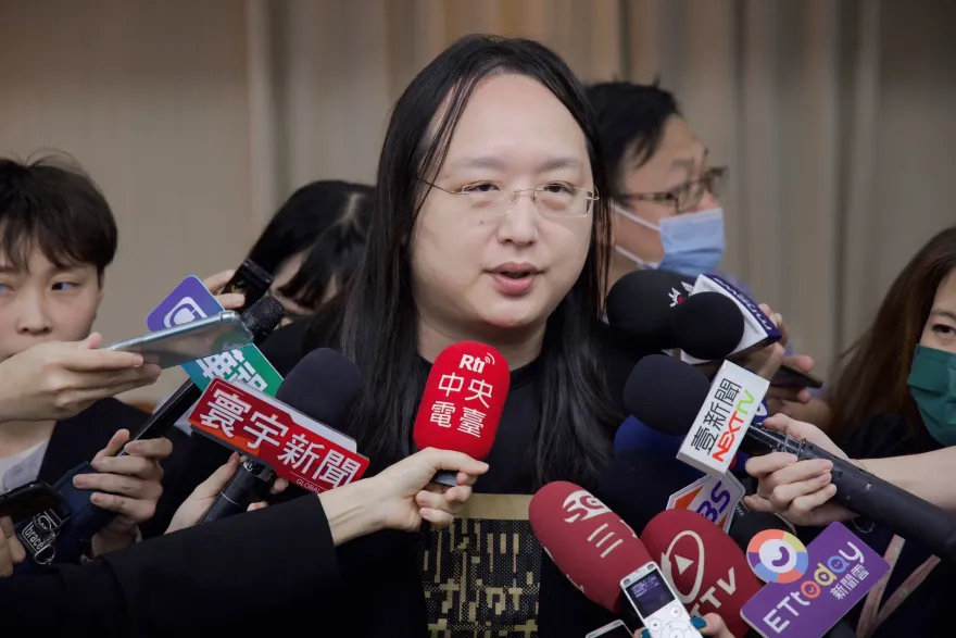 數位部竟稱預算沒有200億　全網譁然：講幹話最會　啥屁都做不出來