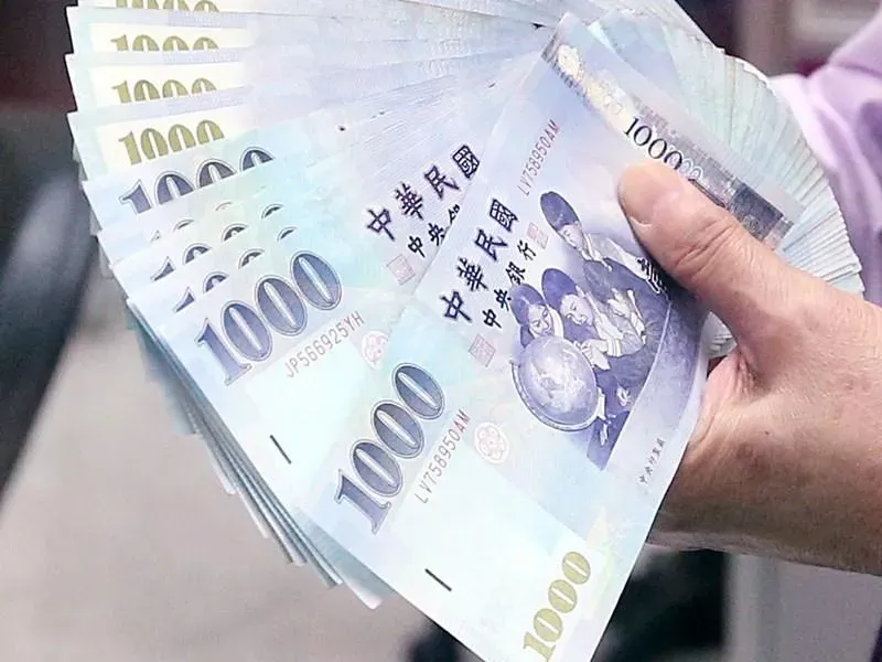 20萬雙薪家庭…每月剩1萬　2寶媽痛訴公婆「躺平過活」開銷細節超驚人