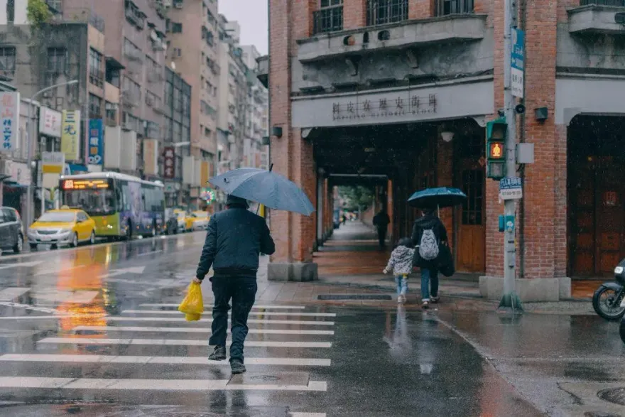 變天防雨彈！今年最強冷空氣來襲「至少凍5天」　挑戰寒流時間曝