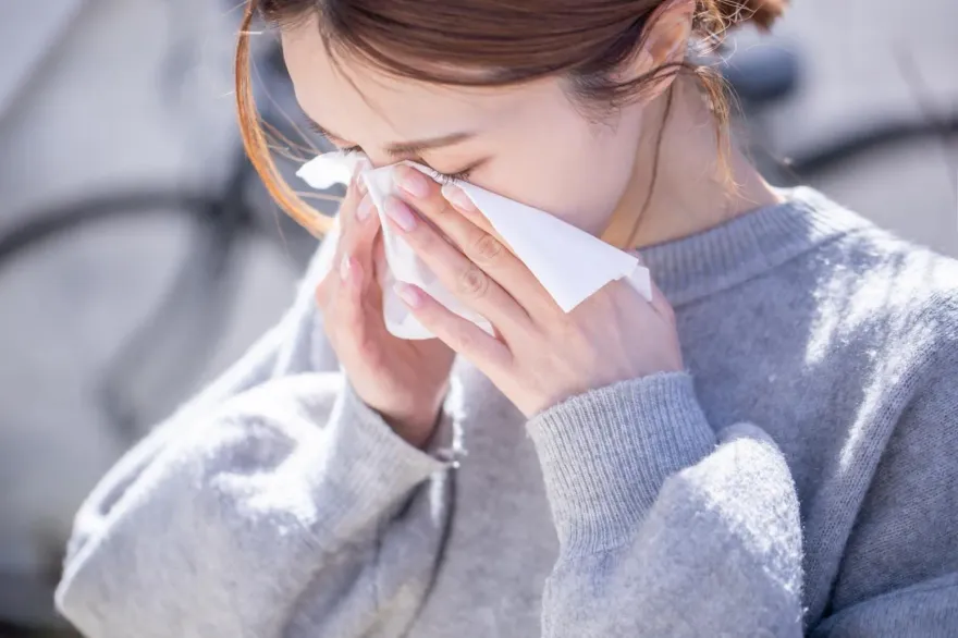 他「鼻塞、咳黃痰」竟是植牙體掉鼻腔惹禍！內視鏡手術治療無復發