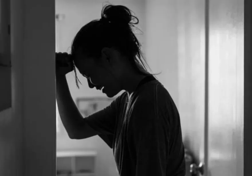 知名心理顧問公司爆MeToo！人妻怒控男同事性騷8年　負責人傻眼：她老公我介紹的