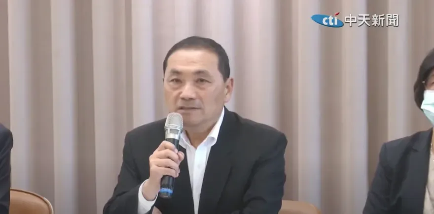 幼兒園餵藥案延燒！侯友宜最新民調出現驚人變化