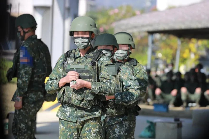陸軍驚傳20多人營內打群架！十軍團回應了