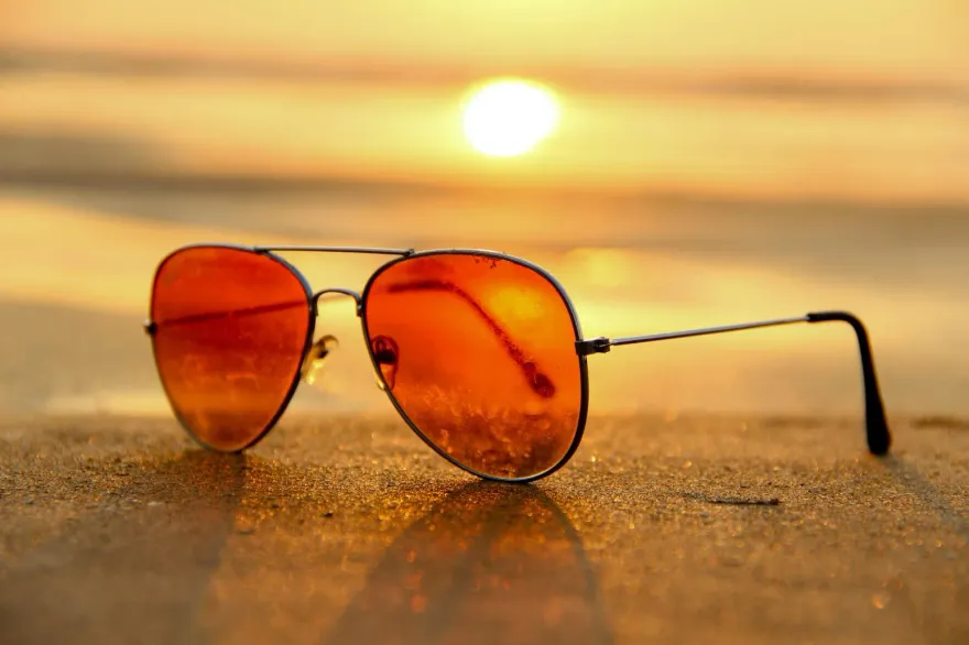 今年的秋天「很夏天」！8縣市飆36°C　暖秋機率破90%