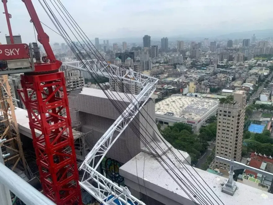 吊車吊臂砸中捷車廂　興富發等4公司賠償金額曝光