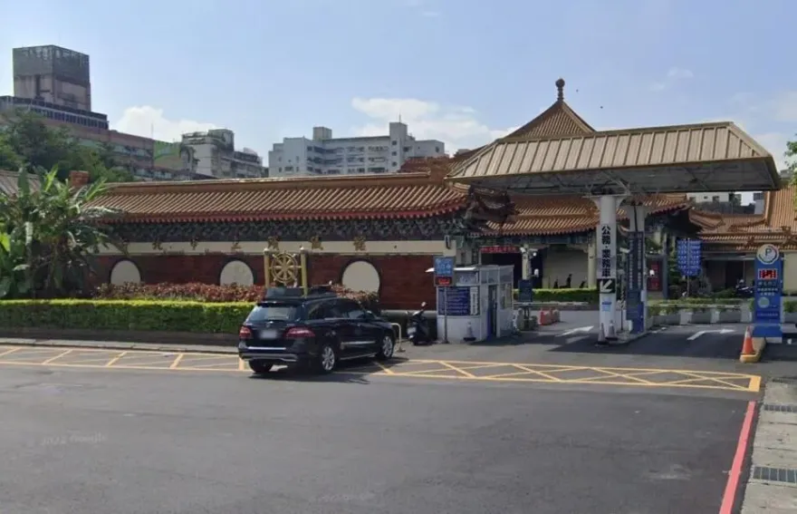 偷假牙、人工關節賣錢！新北火葬場技工爽撈208萬　二審改判