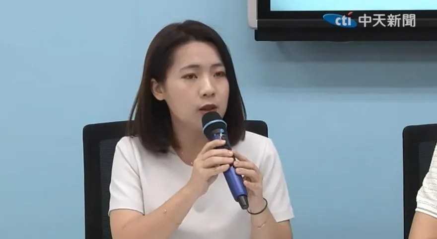 明加碼再告郭璽這兩條　徐巧芯：我是消滅違法洩密賣台集團