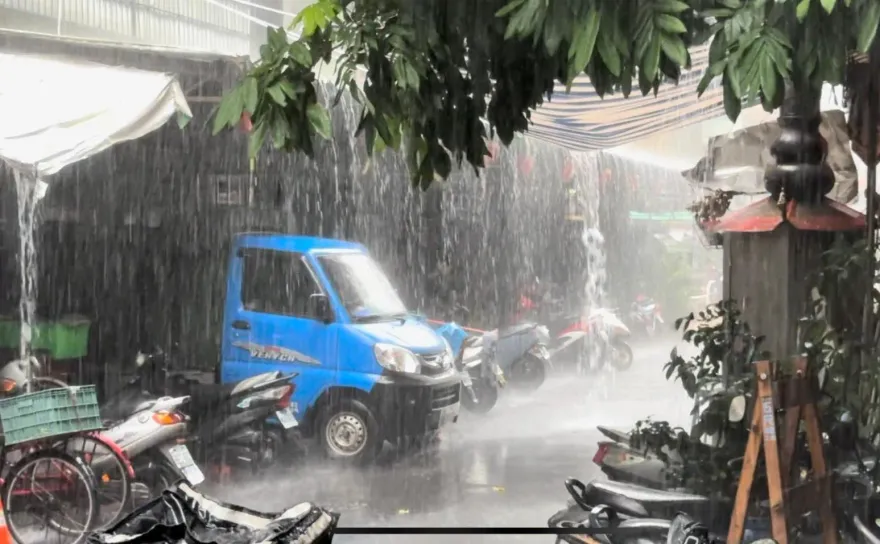 快訊/國家級警報大響！豪雨轟炸彰投雲　12縣市雨勢將下到入夜