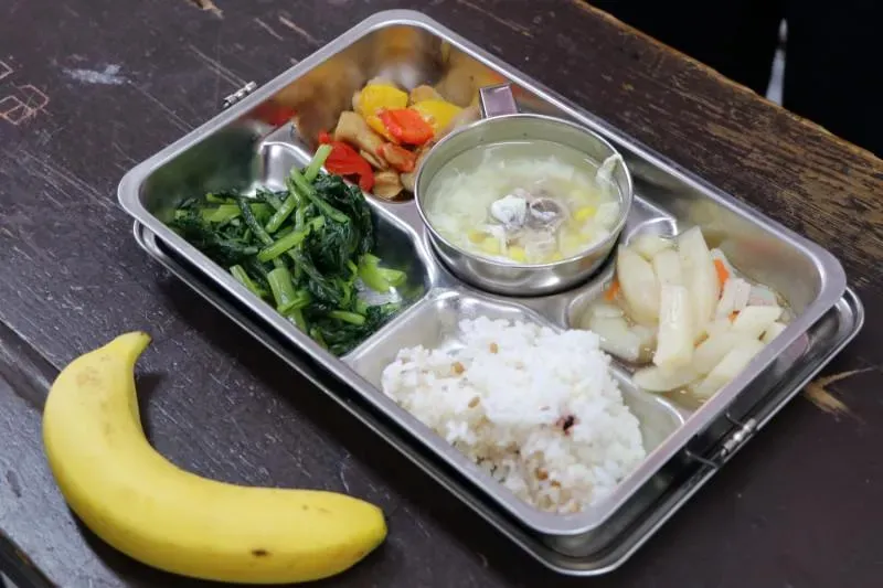 營養午餐「3粉禁令」8日解除！全國中小學校長：最快5月恢復使用