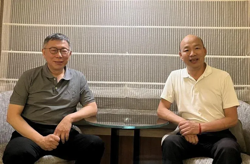 韓國瑜和柯文哲會面發文藏暗示？最強菜農解讀：一翻兩瞪眼的危險時刻