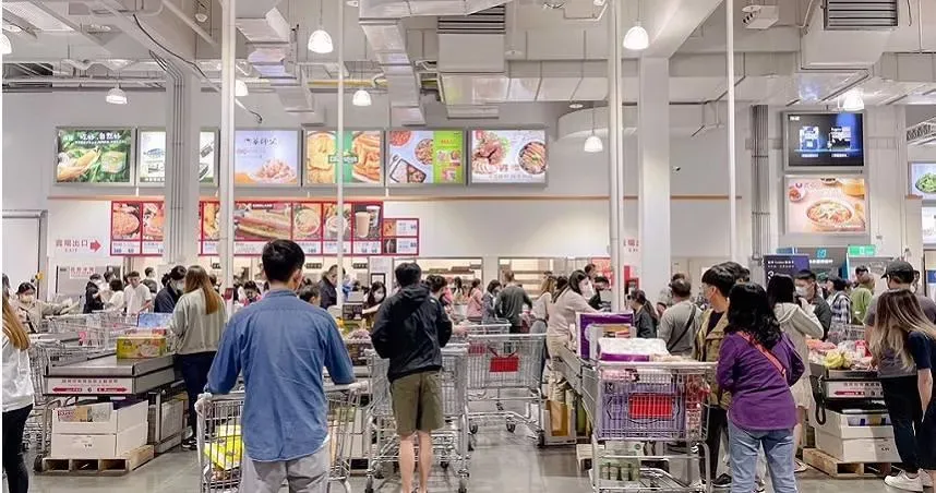 「台中南屯店」成全球最賺錢好市多！會員揭停車場1現象：平日也要排