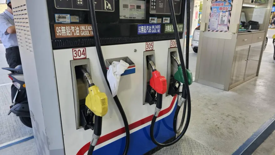 快去加油！原油供應風險居高不下　中油3/4凌晨0時調漲汽柴油價格